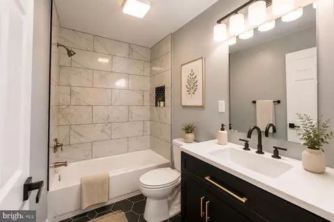 Bath - 803 Johnson Ave, Silver Spring, MD 20904 photo 1 of 2