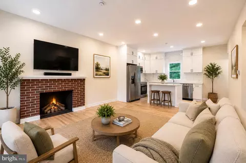 Living - 803 Johnson Ave, Silver Spring, MD 20904 photo 1 of 2