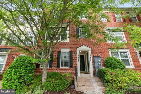 10470 Damascus Park Ln, Damascus, MD 20872