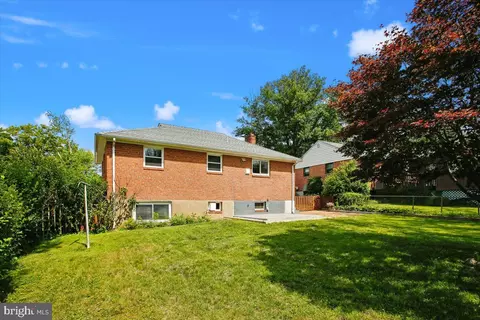 Exterior - 3408 Farthing Dr, Silver Spring, MD 20906 photo 2 of 9