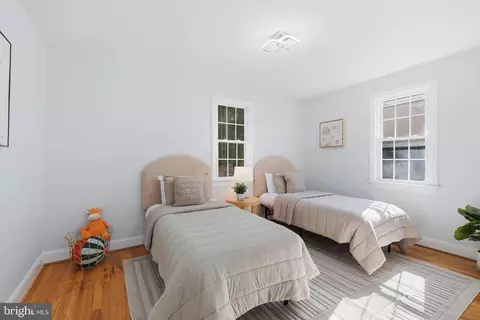 Bedroom - 12718 Meadowood Dr, Silver Spring, MD 20904 photo 1 of 5