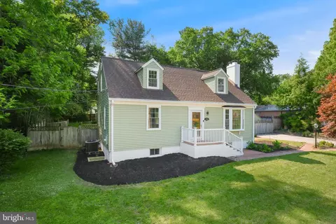 Exterior - 12718 Meadowood Dr, Silver Spring, MD 20904 photo 6 of 7
