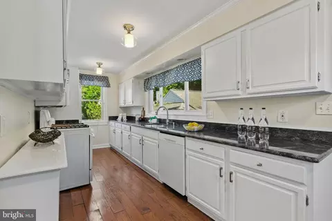 Kitchen - 736 Dennis Ave, Silver Spring, MD 20901 photo 1 of 1