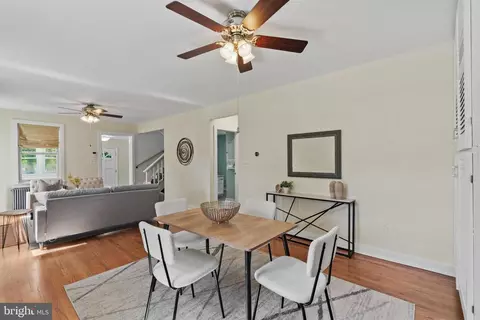Dining - 736 Dennis Ave, Silver Spring, MD 20901 photo 1 of 1
