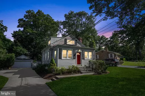 Exterior - 736 Dennis Ave, Silver Spring, MD 20901 photo 7 of 8