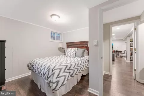 Bedroom - 10400 Crestmoor Dr, Silver Spring, MD 20901 photo 4 of 4