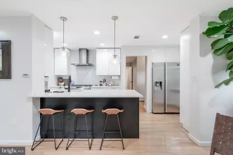 Kitchen - 10400 Crestmoor Dr, Silver Spring, MD 20901 photo 1 of 3
