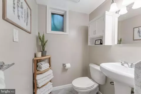 Bath - 10400 Crestmoor Dr, Silver Spring, MD 20901 photo 4 of 4