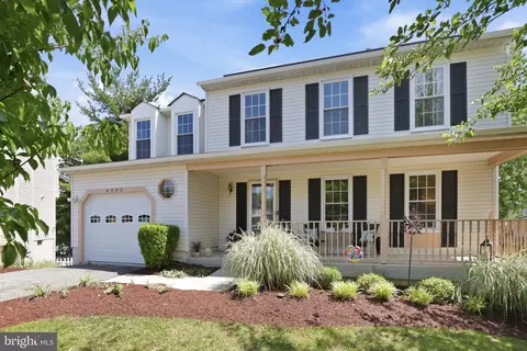 4205 White Tulip Ct, Burtonsville, MD 20866
