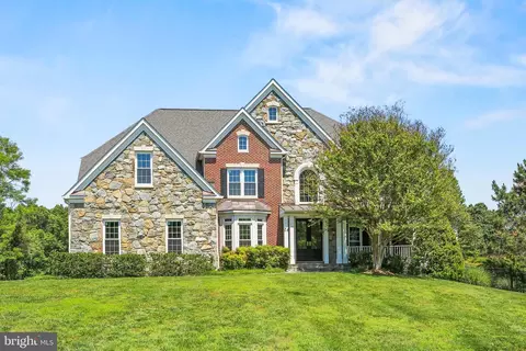 7017 Cypress Hill Dr, Gaithersburg, MD 20879