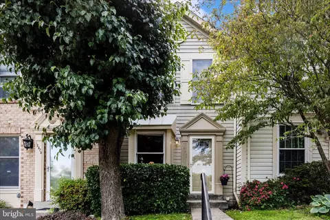 12573 Coral Grove Pl, Germantown, MD 20874