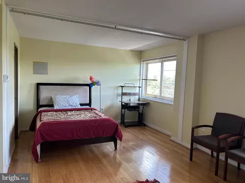 7333 New Hampshire Ave #1107-N, Takoma Park, MD 20912