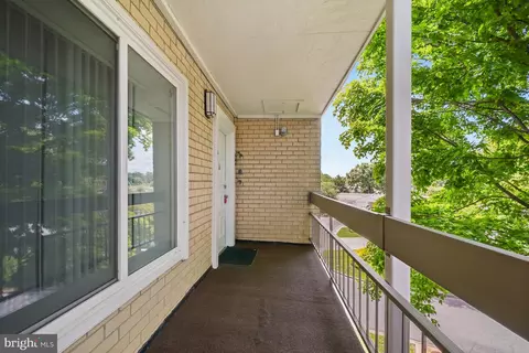 15101 Glade Dr #10-3G, Silver Spring, MD 20906