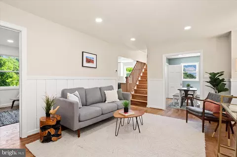 6603 Gude Ave, Takoma Park, MD 20912