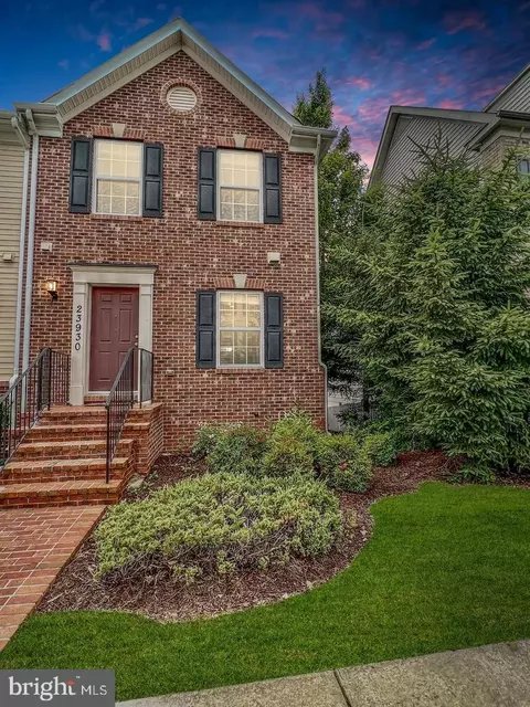 23930 Catawba Hill Dr, Clarksburg, MD 20871