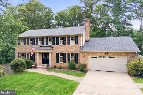 11152 Powder Horn Dr, Potomac, MD 20854