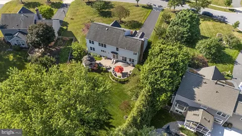 View/Area - 19609 Bruner Way, Poolesville, MD 20837 photo 5 of 9