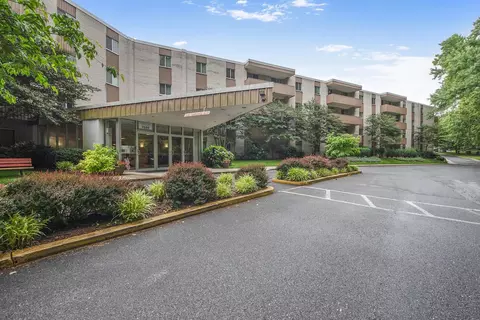 7505 Democracy Blvd #A430, Bethesda, MD 20817