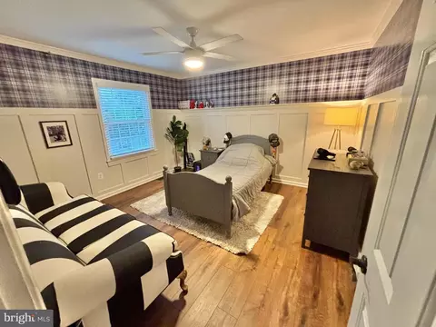 Bedroom - 8101 Buckspark Ln E, Potomac, MD 20854 photo 4 of 5