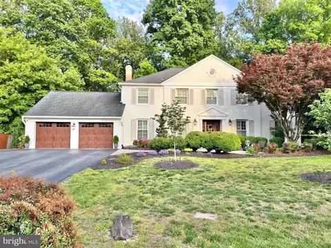 8101 Buckspark Ln E, Potomac, MD 20854