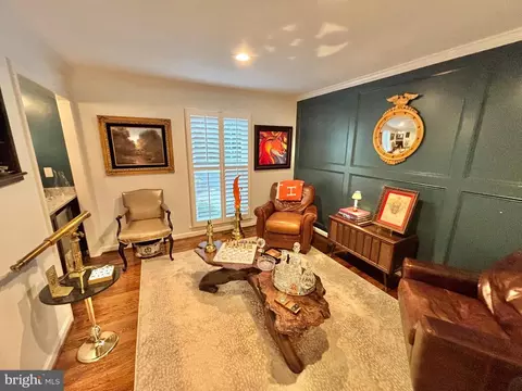 Living - 8101 Buckspark Ln E, Potomac, MD 20854 photo 6 of 6