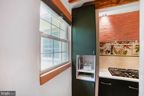 2217 Washington Ave #202, Silver Spring, MD 20910 photo 5