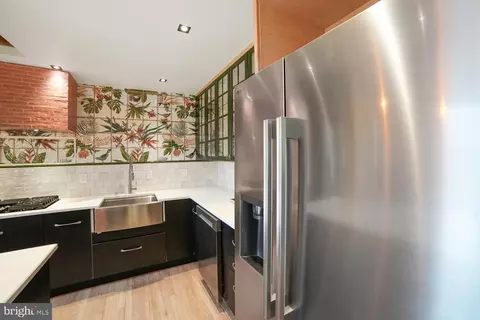 2217 Washington Ave #202, Silver Spring, MD 20910 photo 4