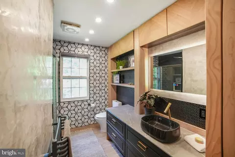 2217 Washington Ave #202, Silver Spring, MD 20910 photo 13