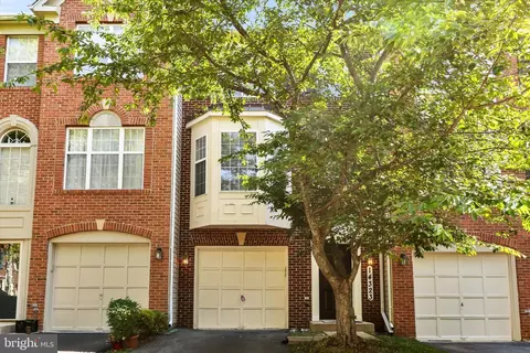 Exterior - 14323 Gate Dancer Ln, Boyds, MD 20841 photo 2 of 13