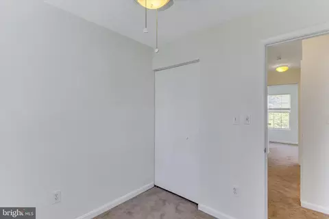 Bedroom - 14323 Gate Dancer Ln, Boyds, MD 20841 photo 2 of 6