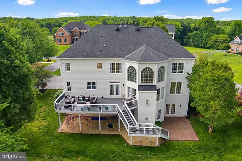 Exterior - 16502 Harbour Town Dr, Ashton, MD 20861 photo 11 of 15