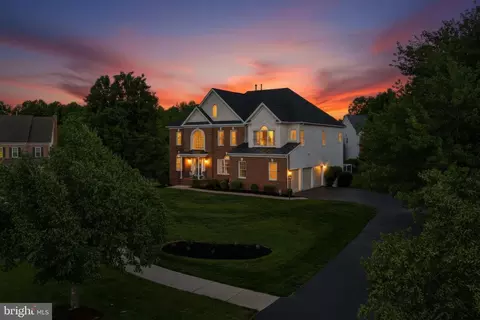 16502 Harbour Town Dr, Ashton, MD 20861