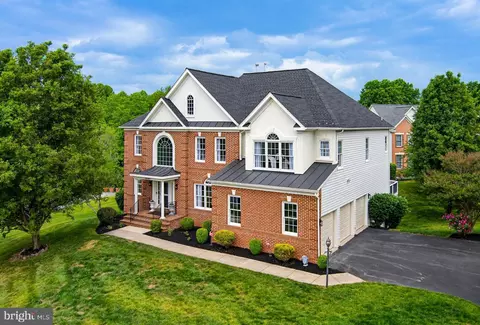Exterior - 16502 Harbour Town Dr, Ashton, MD 20861 photo 3 of 15