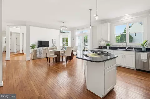 Kitchen - 16502 Harbour Town Dr, Ashton, MD 20861 photo 2 of 2