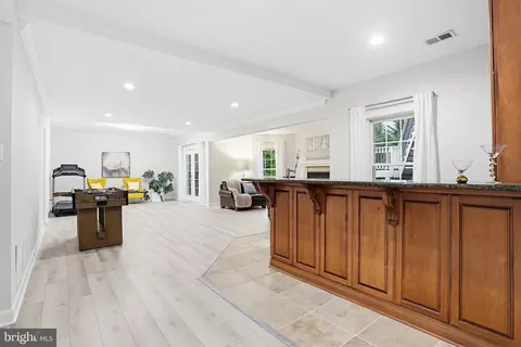 Entry Way - 16502 Harbour Town Dr, Ashton, MD 20861 photo 10 of 10