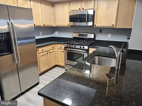Kitchen - 7915 Eastern Ave #508, Silver Spring, MD 20910 photo 2 of 4