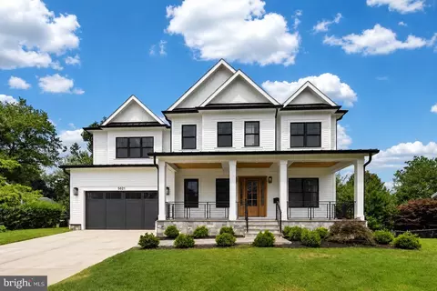 5021 White Flint Dr, Kensington, MD 20895