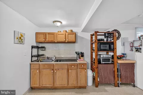 Kitchen - 2311 Coleridge Dr, Silver Spring, MD 20910 photo 6 of 6