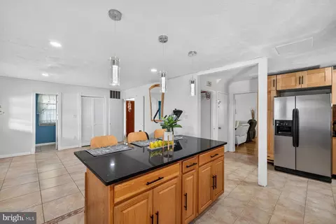 Kitchen - 2311 Coleridge Dr, Silver Spring, MD 20910 photo 3 of 6