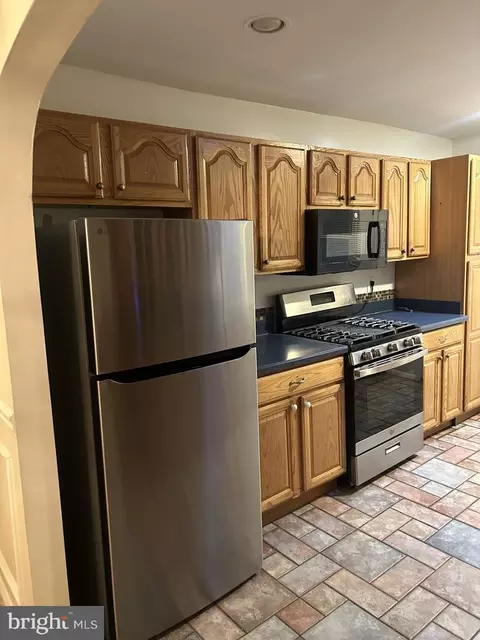 Kitchen - 11309 Veirs Mill Rd, Silver Spring, MD 20902 photo 1 of 2