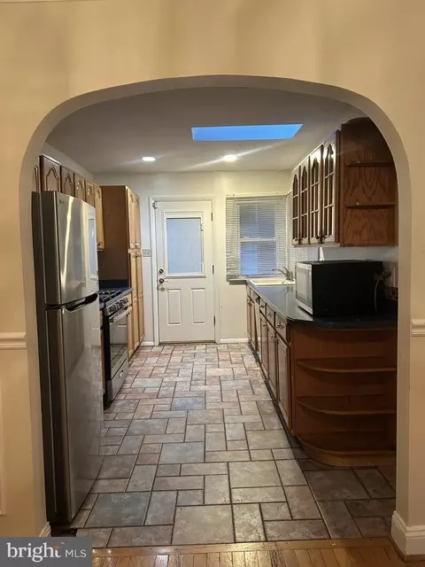 Entry Way - 11309 Veirs Mill Rd, Silver Spring, MD 20902 photo 1 of 2