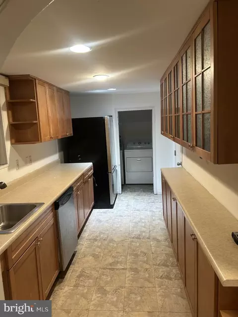 Entry Way - 11309 Veirs Mill Rd, Silver Spring, MD 20902 photo 2 of 2