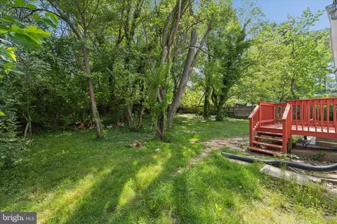 Exterior - 10607 Lilac Pl, Silver Spring, MD 20903 photo 11 of 15