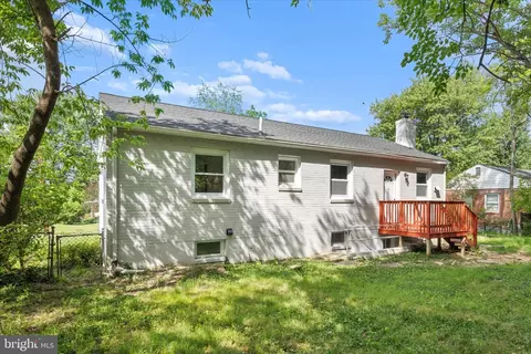 Exterior - 10607 Lilac Pl, Silver Spring, MD 20903 photo 3 of 15