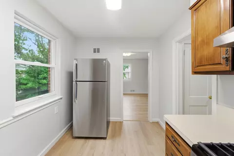 Entry Way - 10143 Dallas Ave, Silver Spring, MD 20901 photo 2 of 2