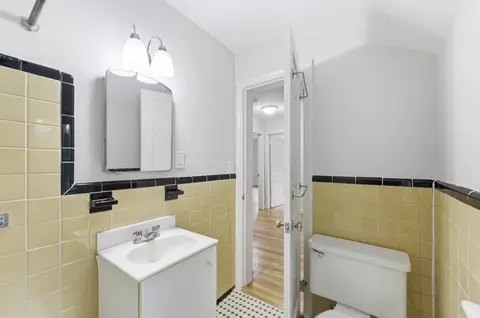 Bath - 10143 Dallas Ave, Silver Spring, MD 20901 photo 4 of 4