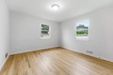 Bedroom - 10143 Dallas Ave, Silver Spring, MD 20901 photo 2 of 14