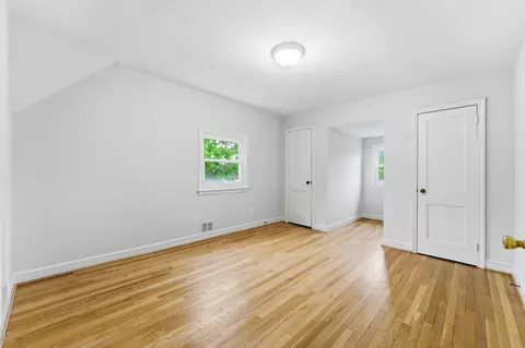 Bedroom - 10143 Dallas Ave, Silver Spring, MD 20901 photo 5 of 14