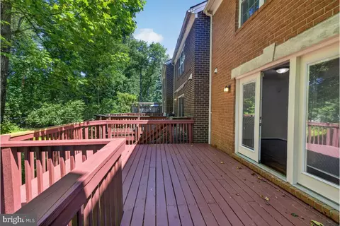 Exterior - 11348 Baroque Rd, Silver Spring, MD 20901 photo 5 of 11