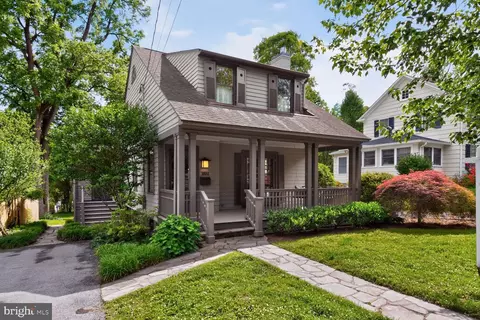 3926 Prospect St, Kensington, MD 20895